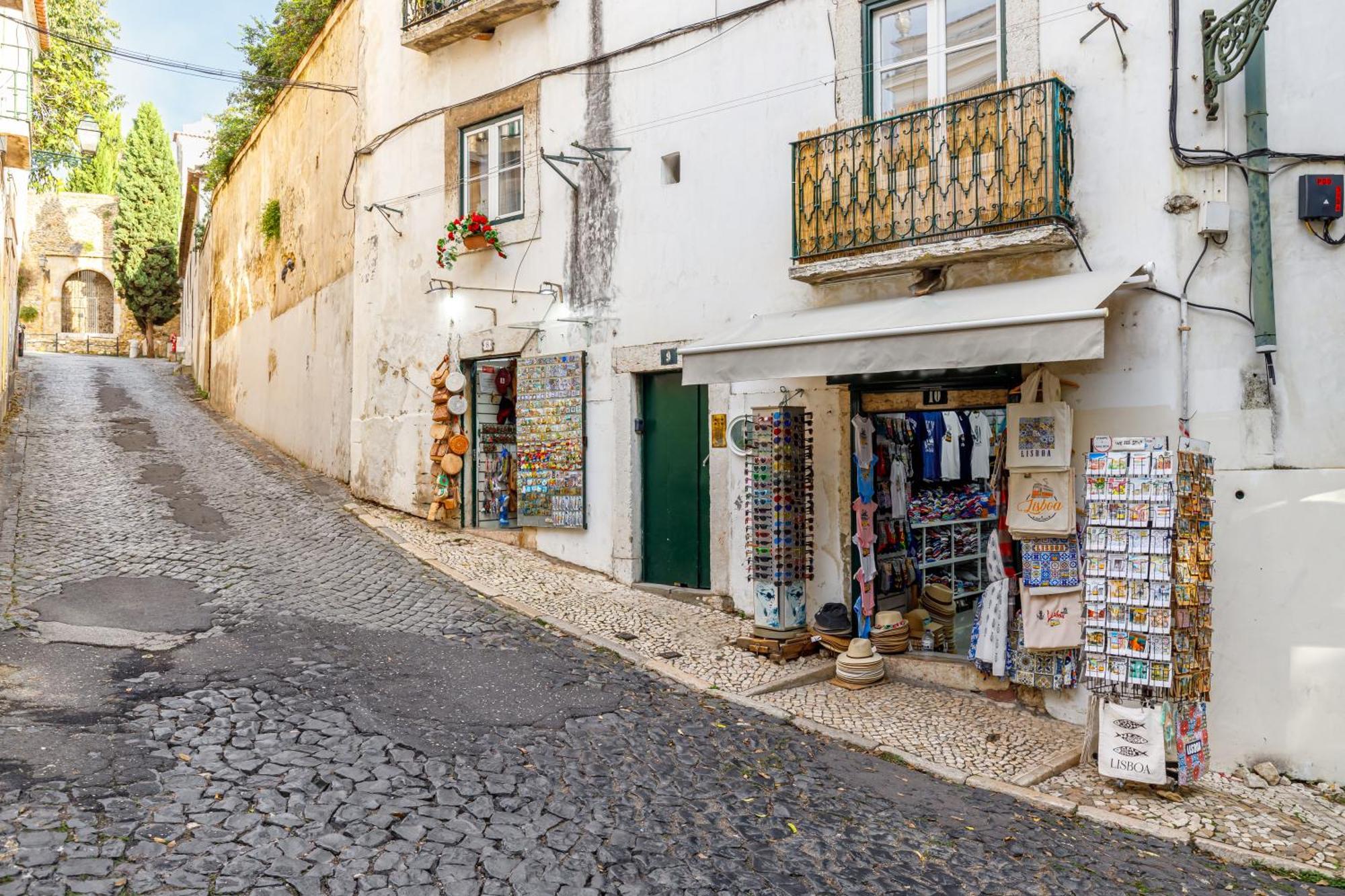 Sublime Apt Medieval Alfama Лиссабон Экстерьер фото