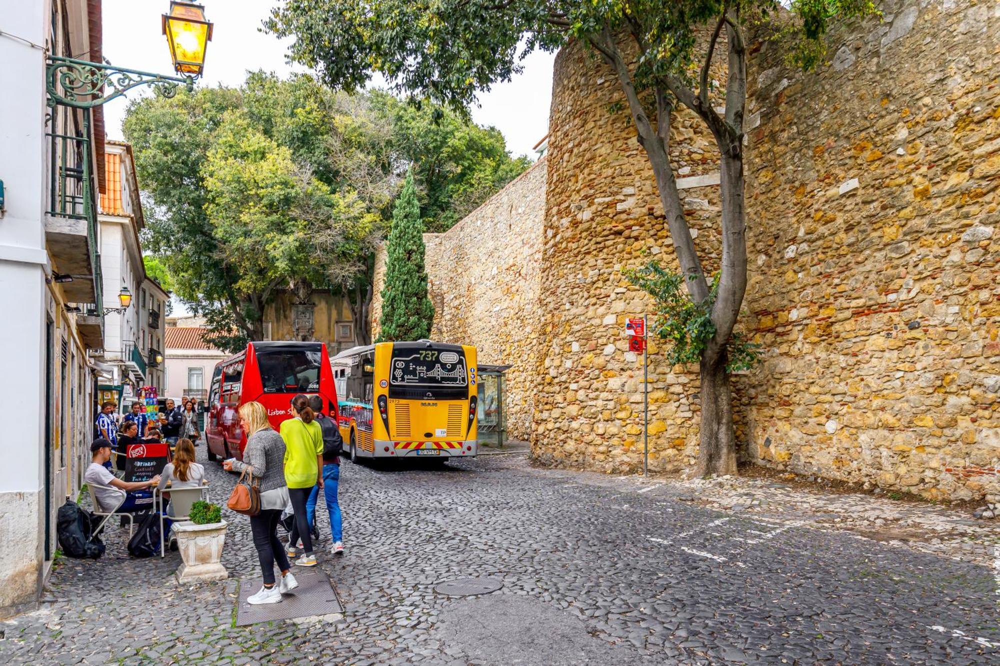 Sublime Apt Medieval Alfama Лиссабон Экстерьер фото